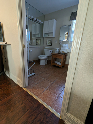 Bathroom 4, Los Gatos Garden Inn Hotel, Santa Clara