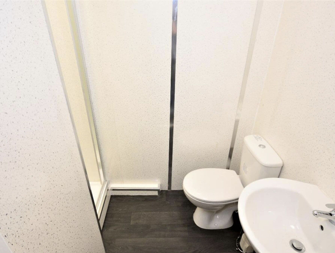 Bathroom 5, Townhouse @ 50 Birks Street Stoke, Stoke-on-Trent