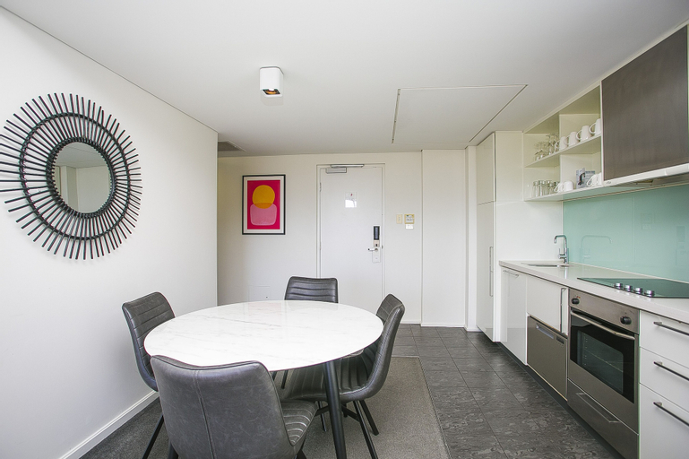 Dining Room 14