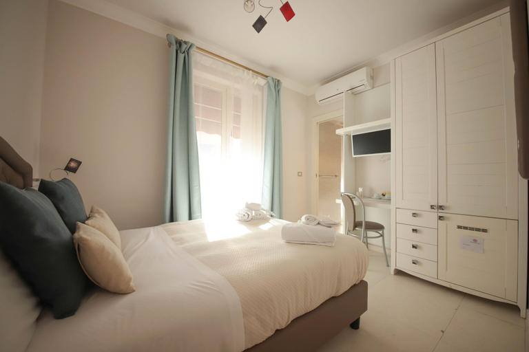Bedroom 3, Sogno d'Epoca 1822 B&B, Bari