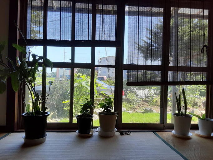 Others 3, Hallelujah, Moroyama