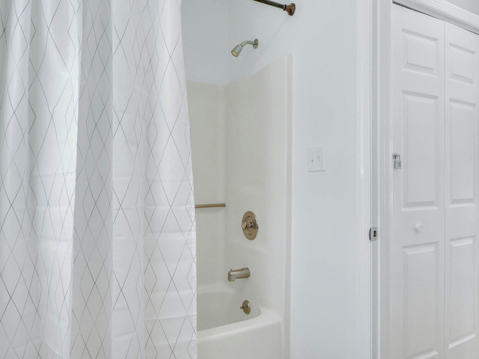 Bathroom 4, Simply Tybee by Tybee Vacation Rentals, Chatham
