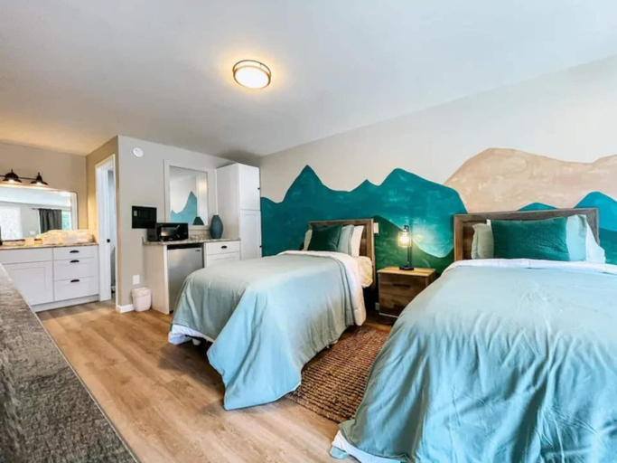 Others 4, Mountain Family Twin Room, Blount