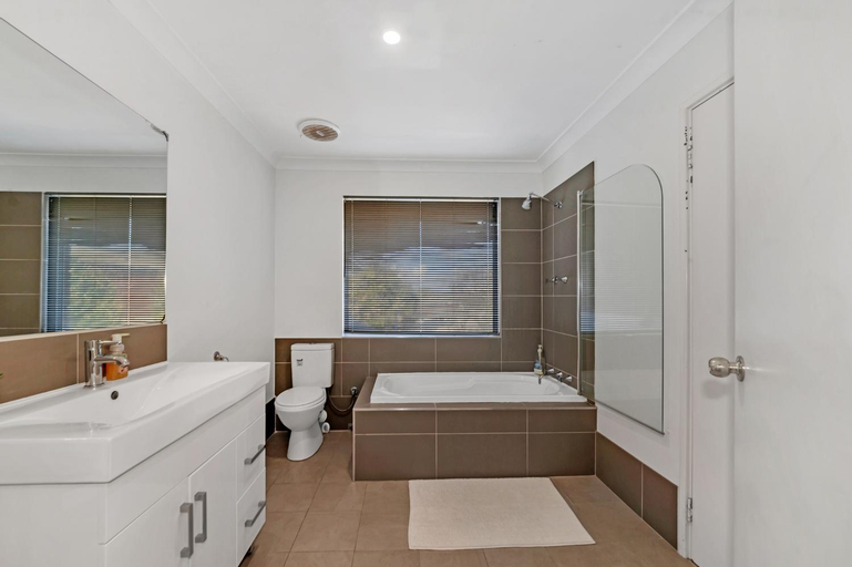 Bedroom 3, Blue Bay Beach Stay - Mandurah, Mandurah