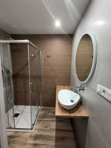 Bathroom 5, Hostal La Ermita, Málaga
