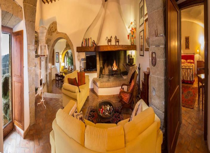 Others 5, La Casa degli Archi, Grosseto