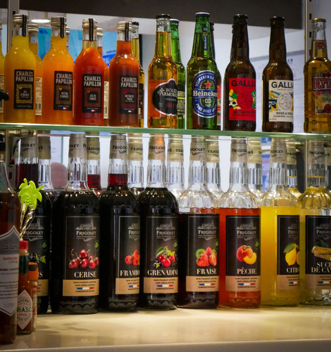 Food & Drinks, LE CENTRAL Hôtel Bar Restaurant, Hérault