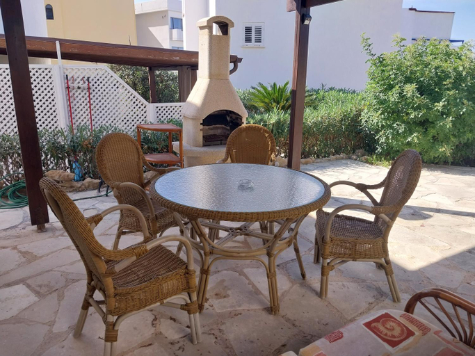 Others 3, Villa Margo by the Sea