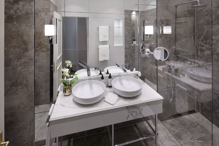 Bathroom 3, Boutique Hotel Zur Wiener Staatsoper, Wien