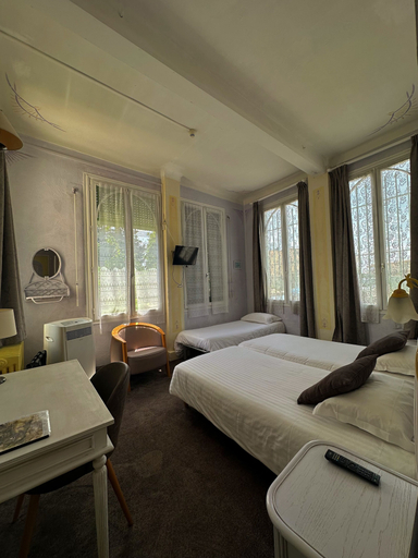 Bedroom 3, Hôtel Miramar, Alpes-Maritimes