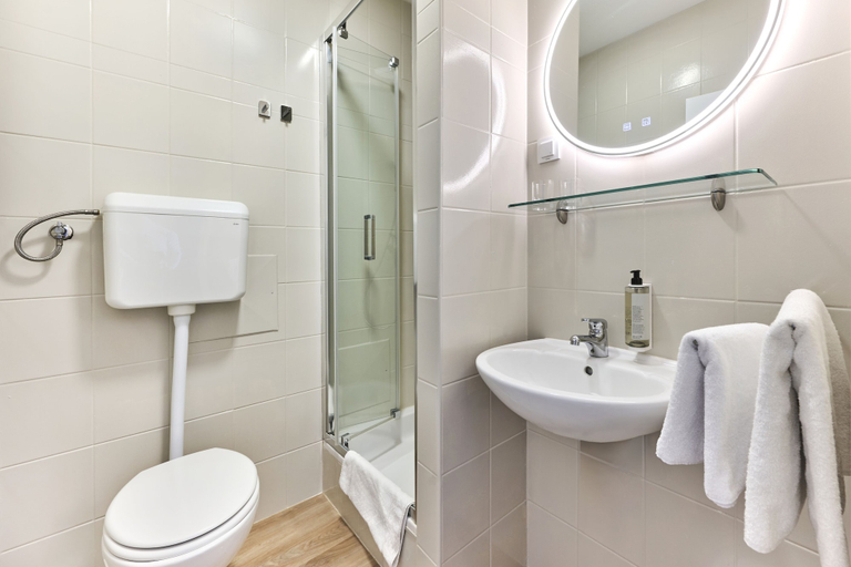 Bathroom 4, Mediteran Maradiso Hotel by Aminess, Crikvenica