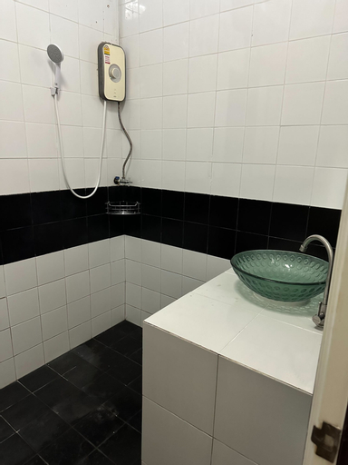 Bathroom 4