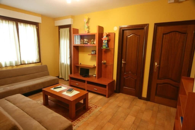 Living room 4, La Granja de Vitoria, Álava