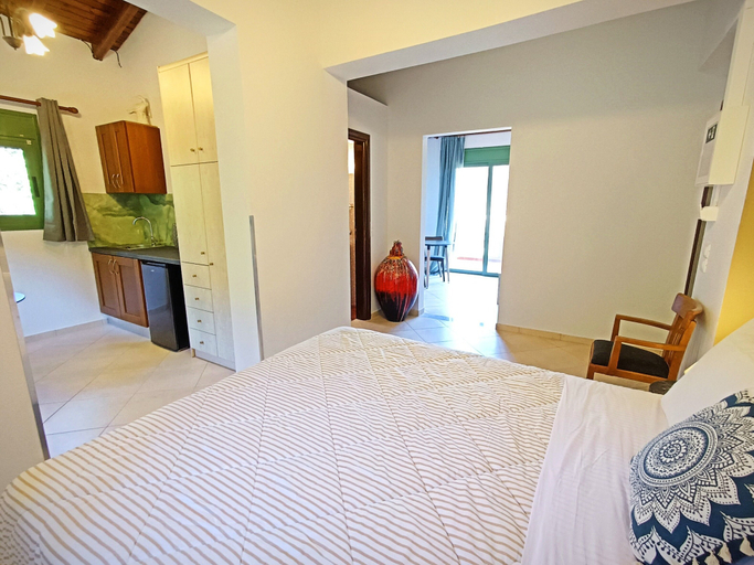 Bedroom 3, Okeanis Apartments & Suites Adults Only, Ionian Islands