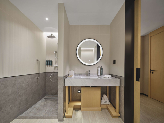 Bathroom 4, Hilton Garden Inn Guilin Yangshuo, Guilin