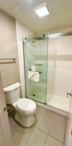 Bathroom 4, Heritage Inn San Diego, San Diego