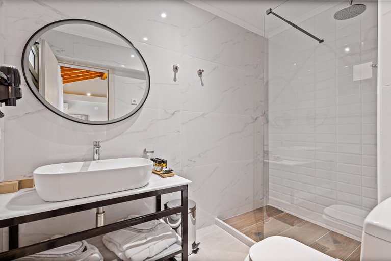 Bathroom 3, Comissa Luxury Suites, Ionian Islands
