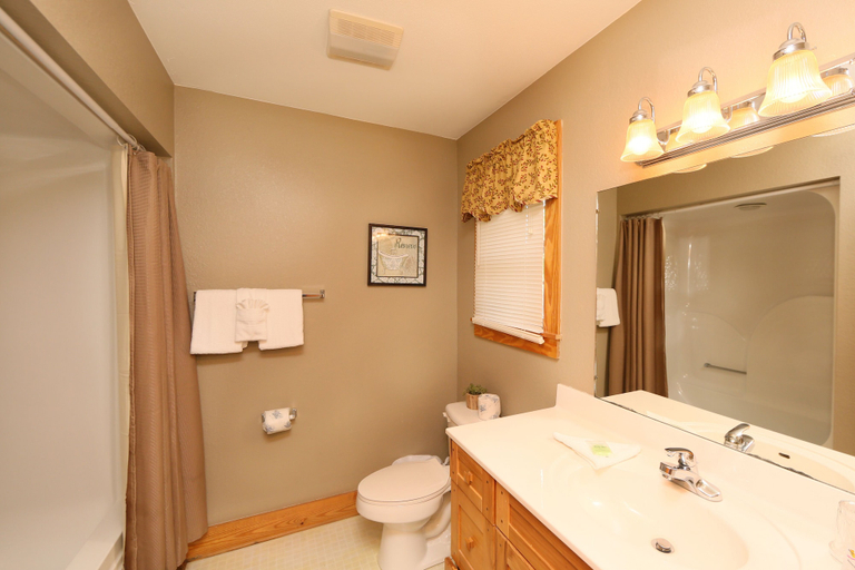 Bathroom 3, Pinnacle View 7A - Three Bedroom Chalet, Sevier
