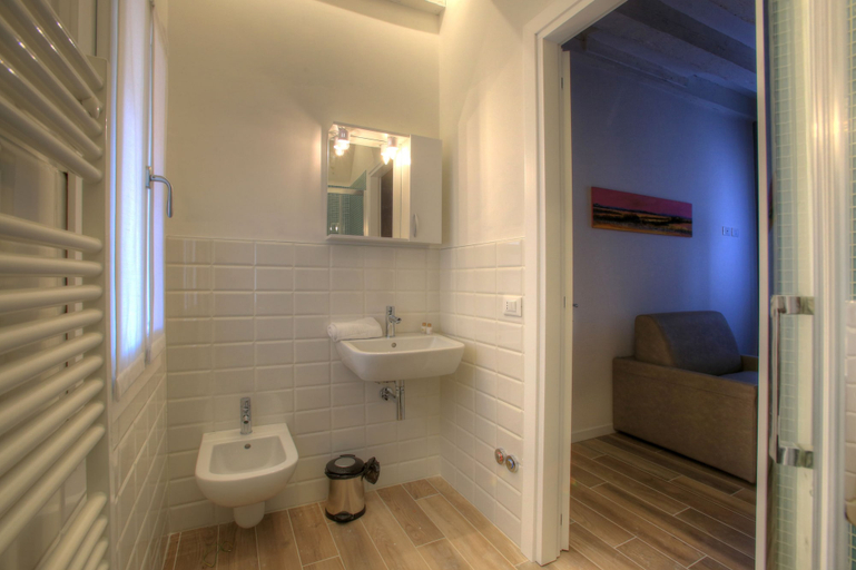Bathroom 4, Ca Sarasina, Venezia