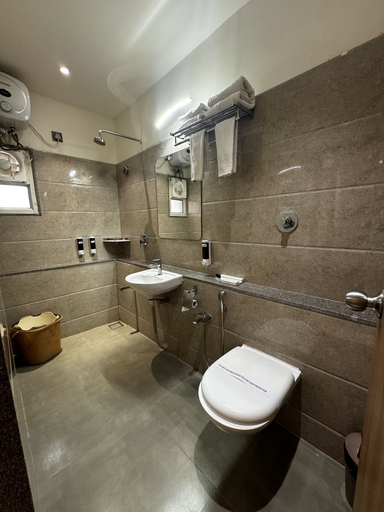 Bathroom 4, Siara Styles Amba Suites, Gandhinagar
