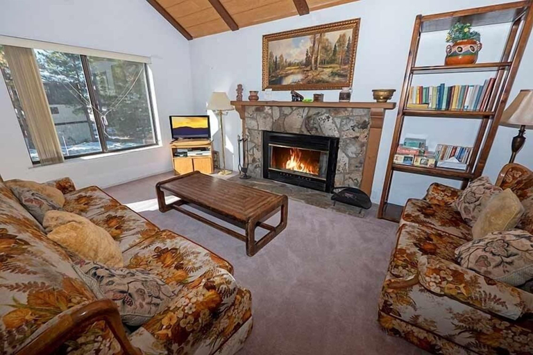 Living area 2, 3336 Pine Hill Road 3 Bedroom Home, El Dorado