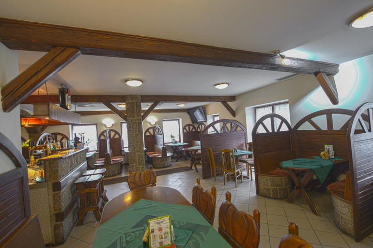 Food & Drinks 3, Studanecky Medved, Liberec