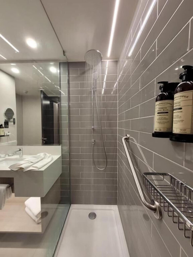 Bathroom 5, Novotel Arica, Arica