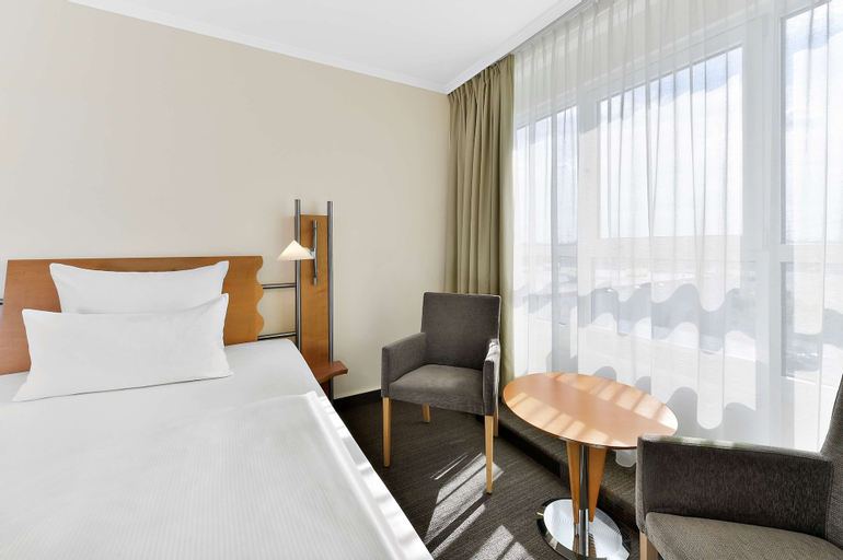 Bedroom 3, NH Mannheim-Viernheim, Bergstraße