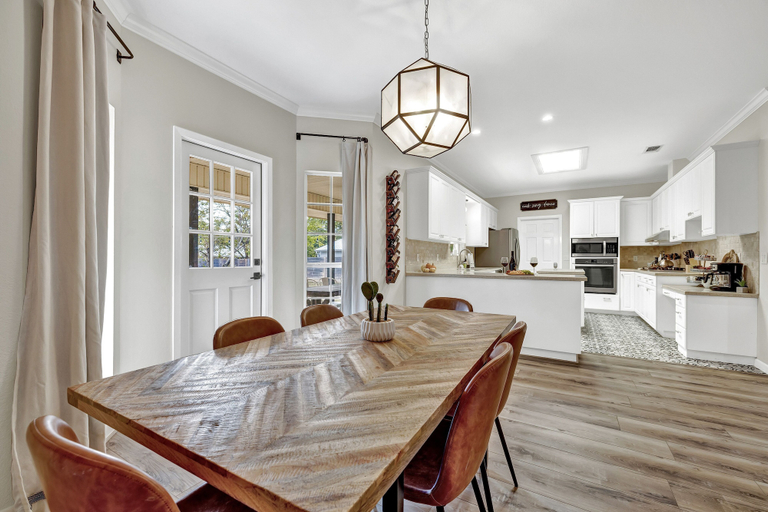Others 5, Amazing Haus With Fire Pit! - 2 Mins to Main St!, Gillespie