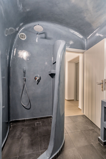 Bathroom 5, Tiara Suites, South Aegean