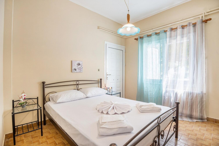 Bedroom 4, Ortansia House Near the Sea, Crete
