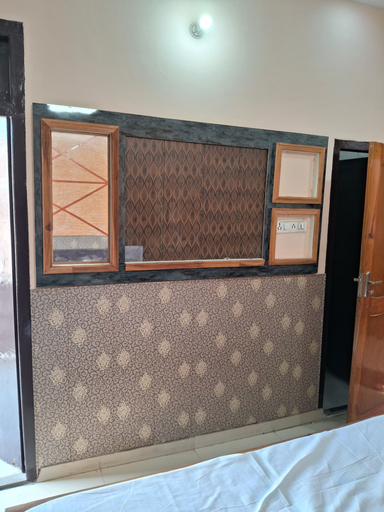 Others 4, Dev Aagmann Inn, Faizabad