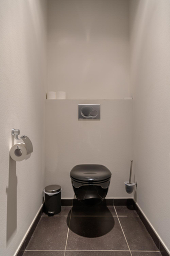 Bathroom 3, De Vesten Comfort Lodge, Antwerpen