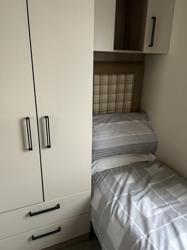 Bedroom 2, Static Caravan Hoburne Devon Bay, Torbay