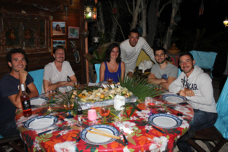 Food & Drinks 5, Gite et meubles du Tour du monde, Païta