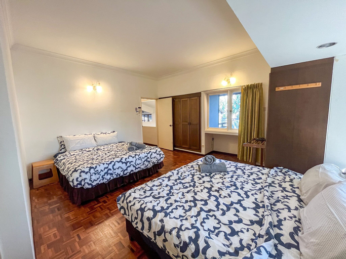 Bedroom 25