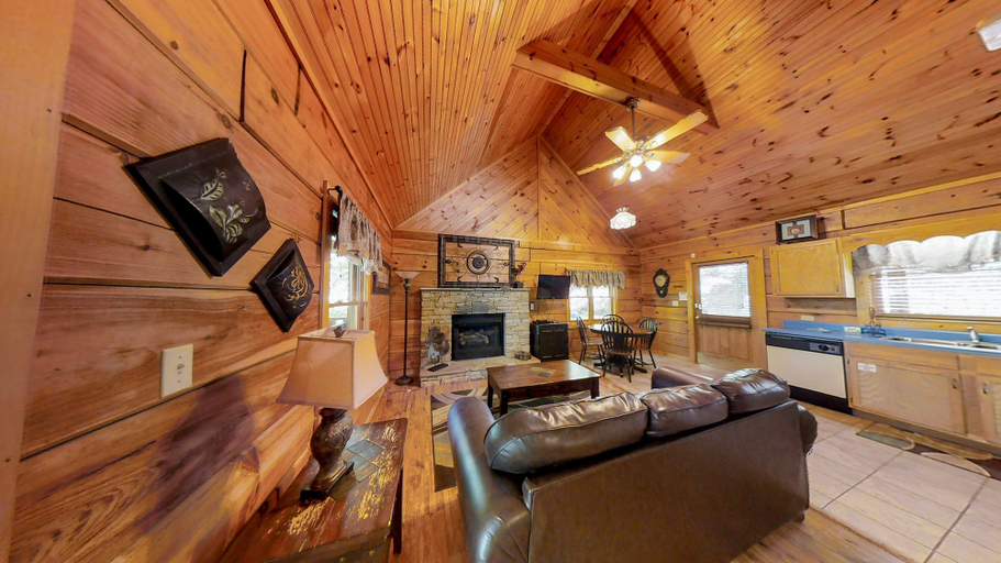 Others 3, Cabin Fever, Sevier