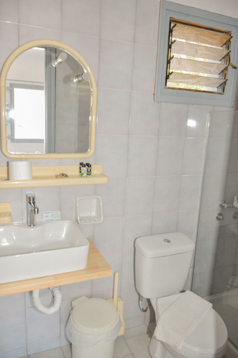 Bathroom 4, Anamar Patmos, South Aegean