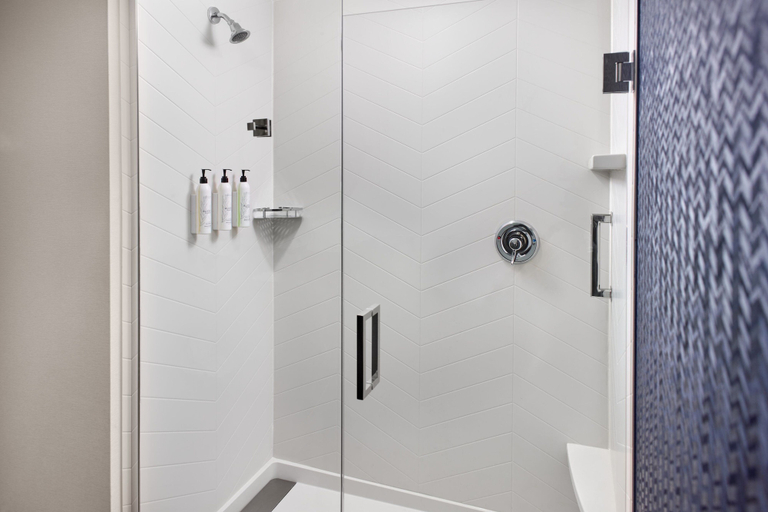Bathroom 4, Fairfield Inn & Suites by Marriott Decatur, Morgan
