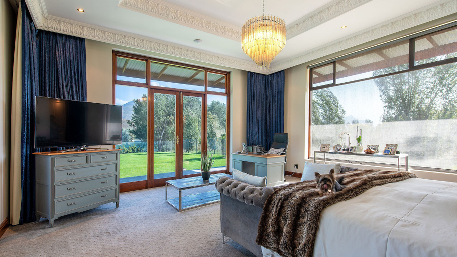 Bedroom 2, Franschhoek Homestead Cottage, Cape Winelands