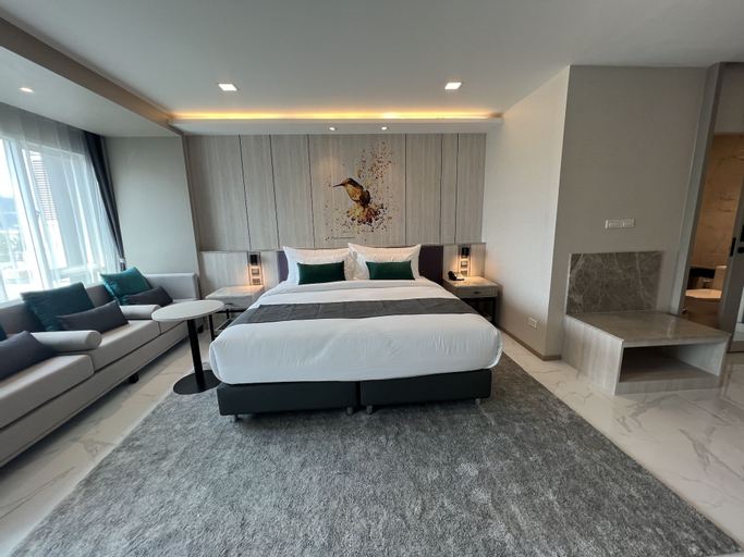 Bedroom 18