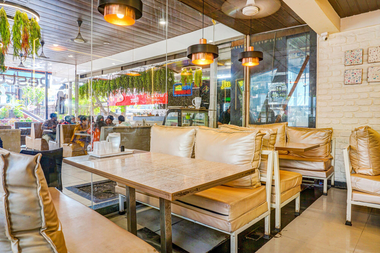 Food & Drinks 3, Fabhotel Tulsi Park, Ahmadnagar