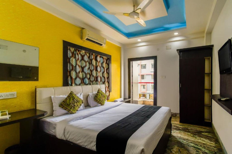 Bedroom 1, Goroomgo Puja Residency Kolkata, North 24 Parganas