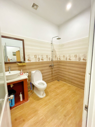Bathroom 5, An Bang White Sand Sea Villa, Da Nang