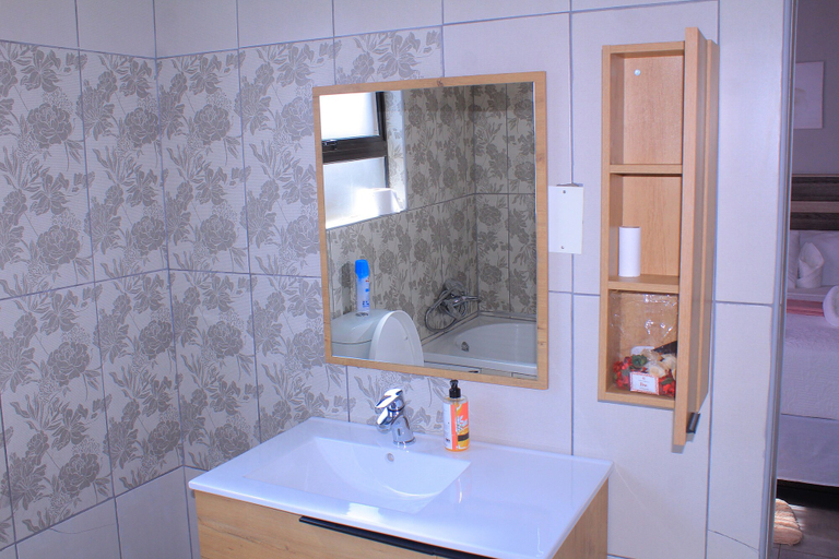 Bathroom, Serene Cottage, Masungu
