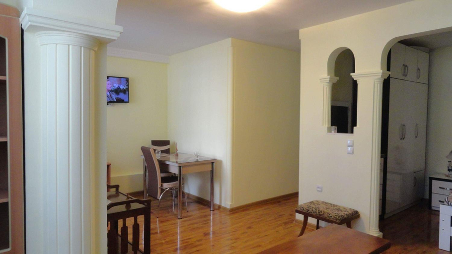 Others 5, House at Ortachala, Tbilisi