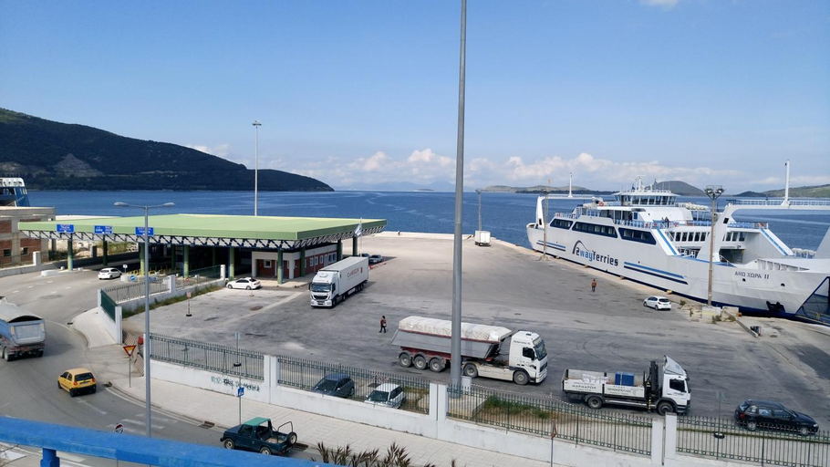 Others 5, Oscar Hotel, Epirus