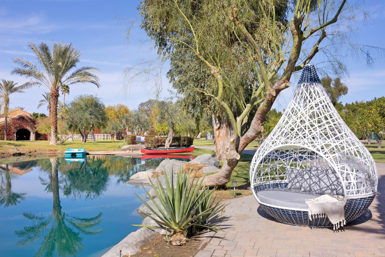 Sport & Beauty 5, Mirabella by Avantstay Private Lake + Kayaks & Paddle Boating!, Riverside