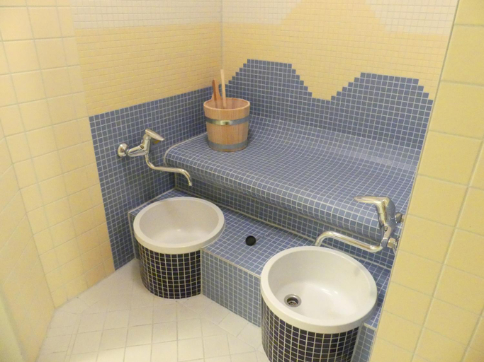 Bathroom 3, strandnahe FeWo mit 2 Schlafzimmern und Terrasse, Villa am Kurpark, Binz, Vorpommern-Rügen