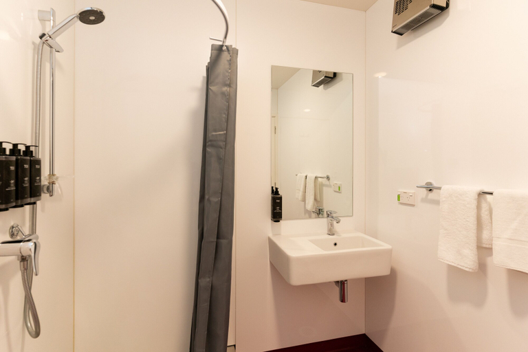 Bathroom 5, Haka House Queenstown Lakefront, Queenstown-Lakes